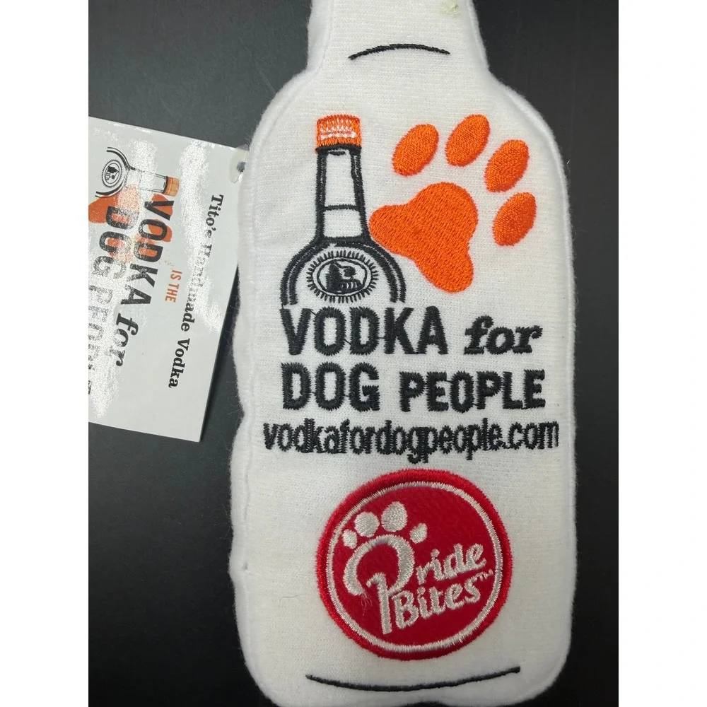 Titos Handmade Vodka PrideBites Squeaky Dog Toy White Plush Bottle 8.5 Inch NWT
